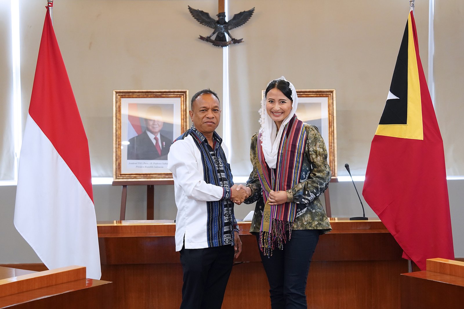 Wakil Menteri Perdagangan RI, Dyah Roro Esti melakukan pertemuan bilateral dengan Menteri Perdagangan dan Industri Timor Leste, Filipus Nino Pereira di Kantor Kementerian Perdagangan, Jakarta, Jumat (11 Juli).