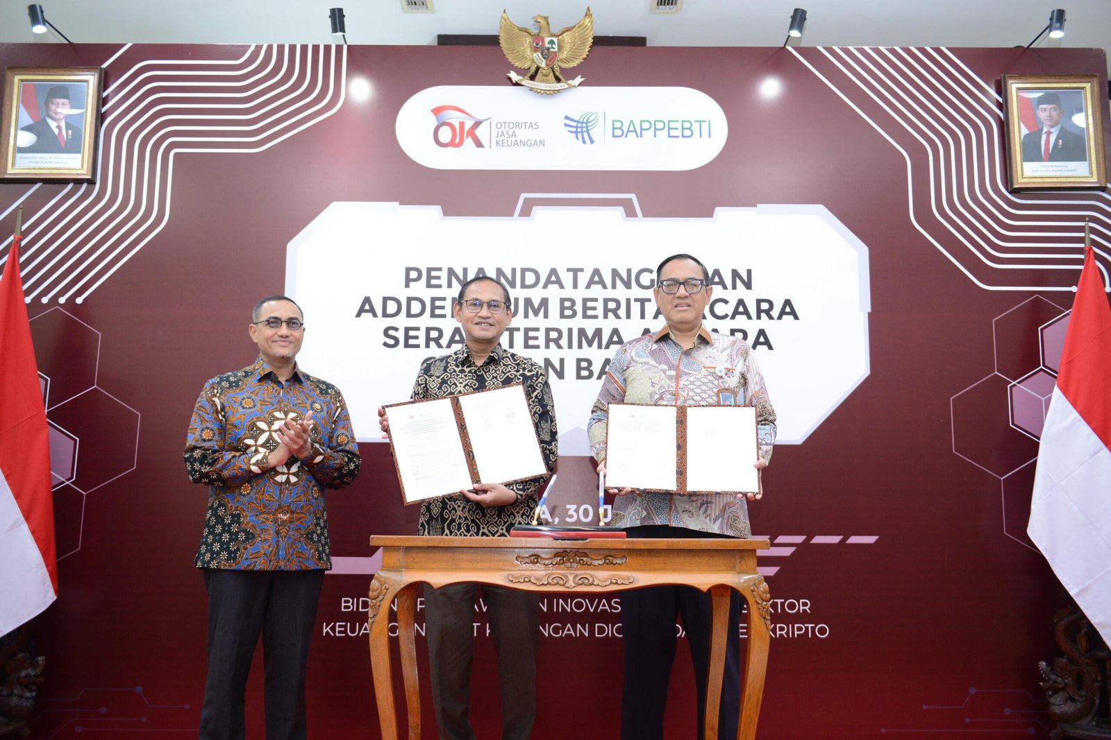 Momen strategis: Penandatanganan addendum BAST OJK–Bappebti perkuat landasan hukum dan pengawasan ekosistem aset digital nasional.