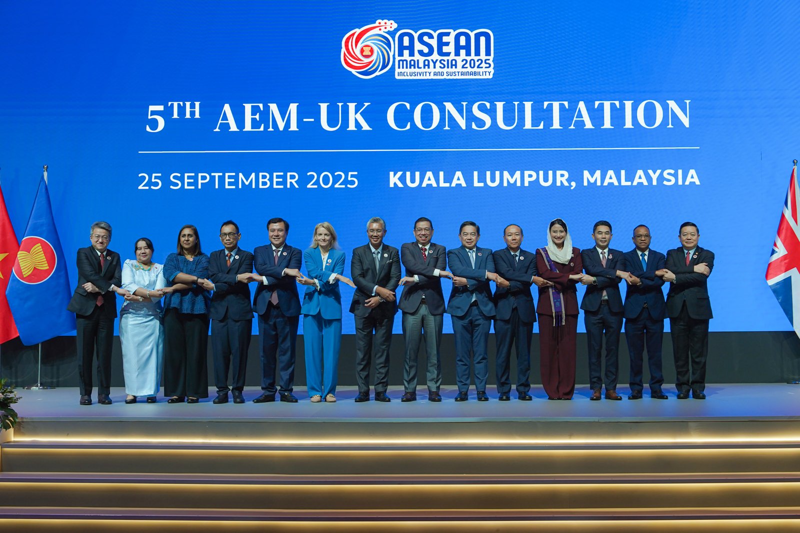 Wakil Menteri Perdagangan RI, Dyah Roro Esti menghadiri Pertemuan AEM-United Kingdom (AEM-UK) Consultation ke-5 yang berlangsung di Kuala Lumpur, Malaysia, Kamis (25 Sep).