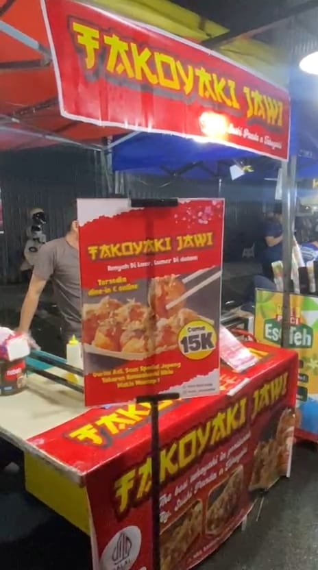 Kios Takoyaki Jawi di Jl. H. Rais A. Rachman, Kelurahan Sungai Jawi, Pontianak Barat. (Foto: Novy/Klikwartaku.com)