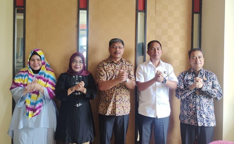 Tim Kanwil Kemenkum Kalbar dan Polda Kalbar. Foto: Dok. Kanwil Kemenkum Kalbar