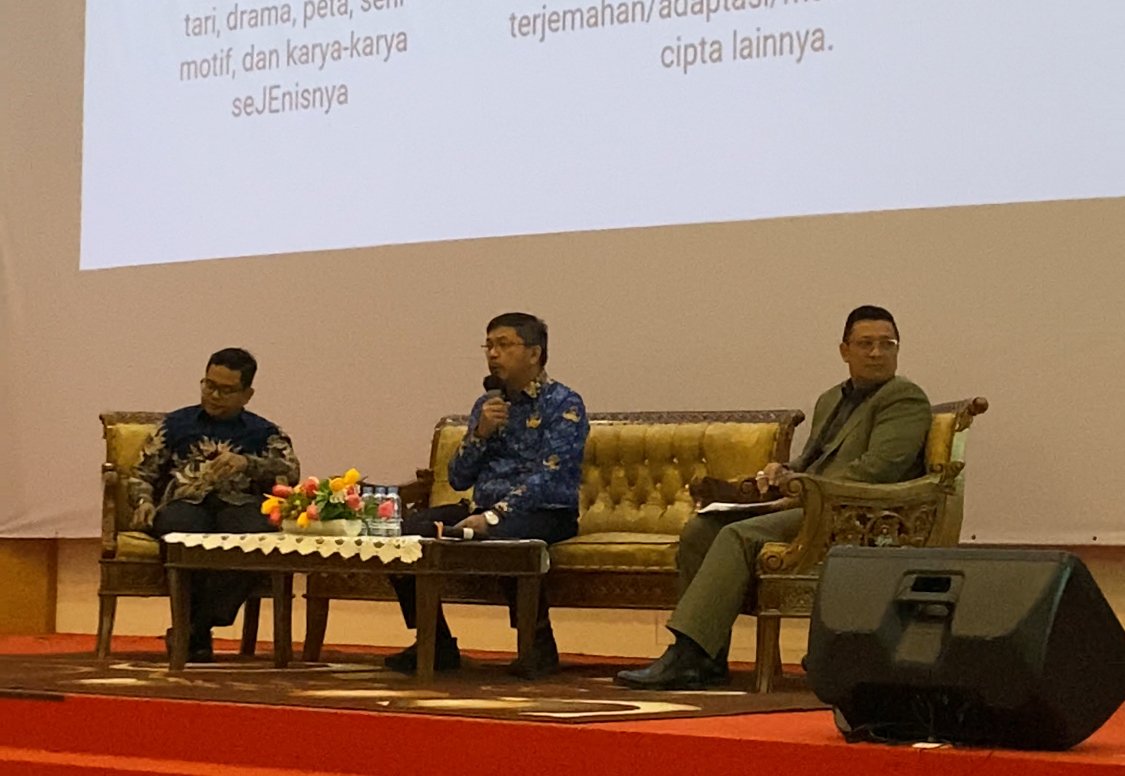 Kemenkum Kalbar saat memberikan edukasi di UPB Pontianak. Foto: Yulia Ramadhiyanti/klikwartaku