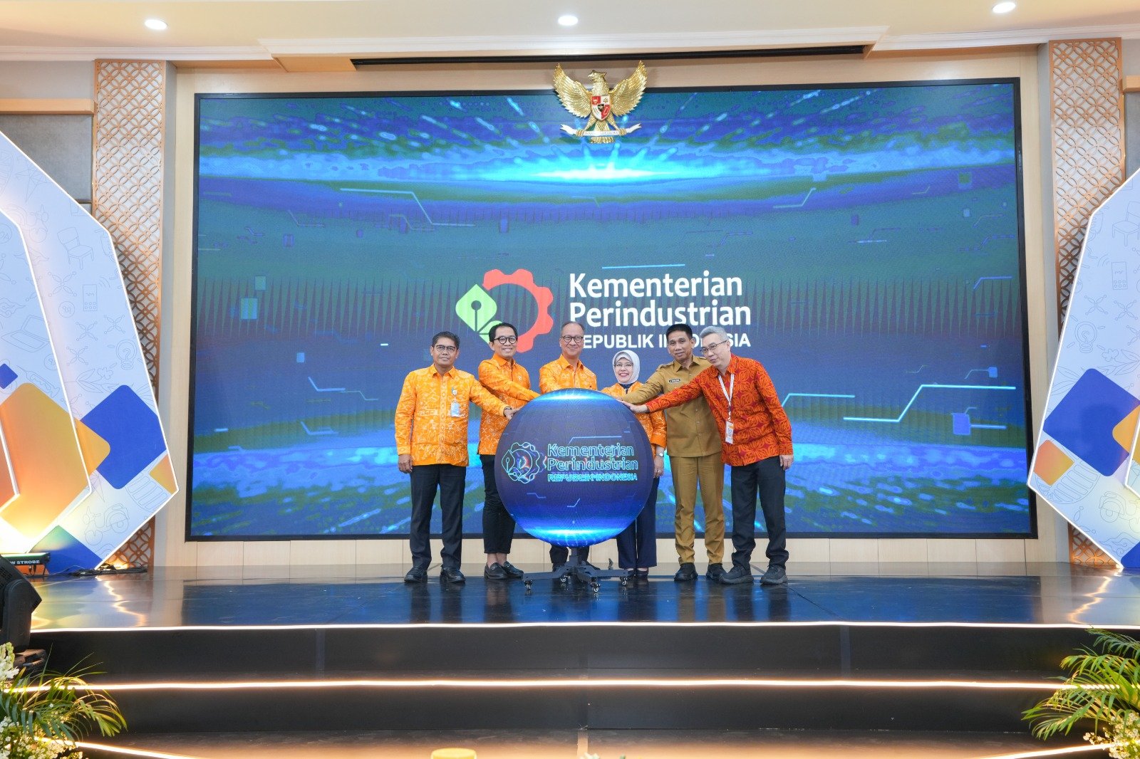 Pembukaan Business Matching Produk Dalam Negeri 2025 di Jakarta, Senin (15/12).