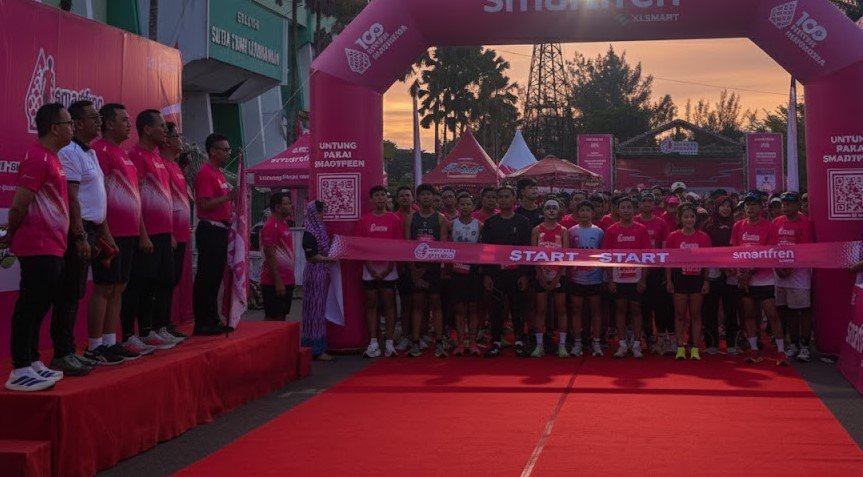 SMARTFREN Fun Run 2025 Pontianak pada Minggu 30 November 2025.