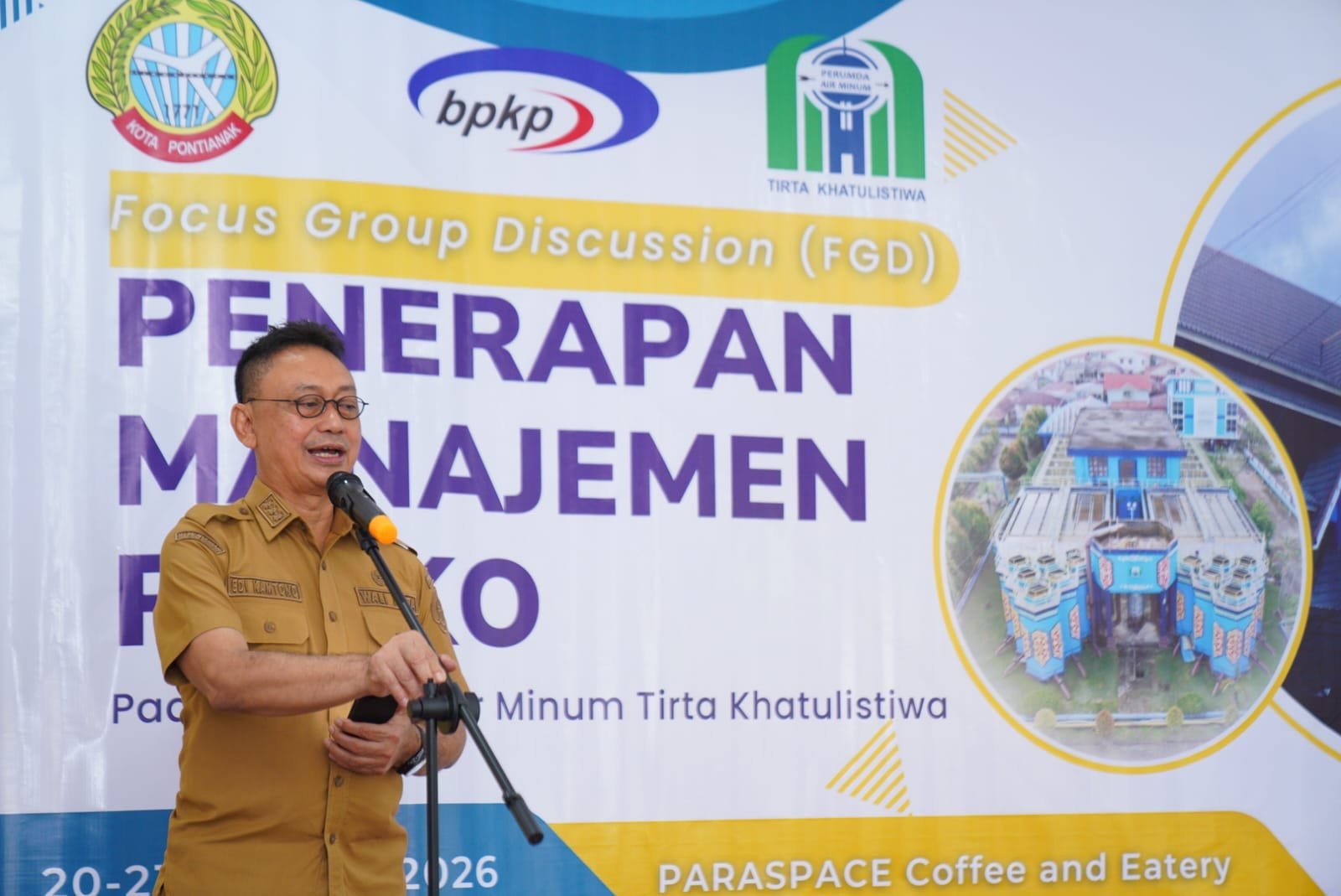 Wali Kota Pontianak Edi Rusdi Kamtono membuka FGD Manajemen Risiko pada PDAM Tirta Khatulistiwa. Foto: Dok. Prokopim Pemkot Pontianak