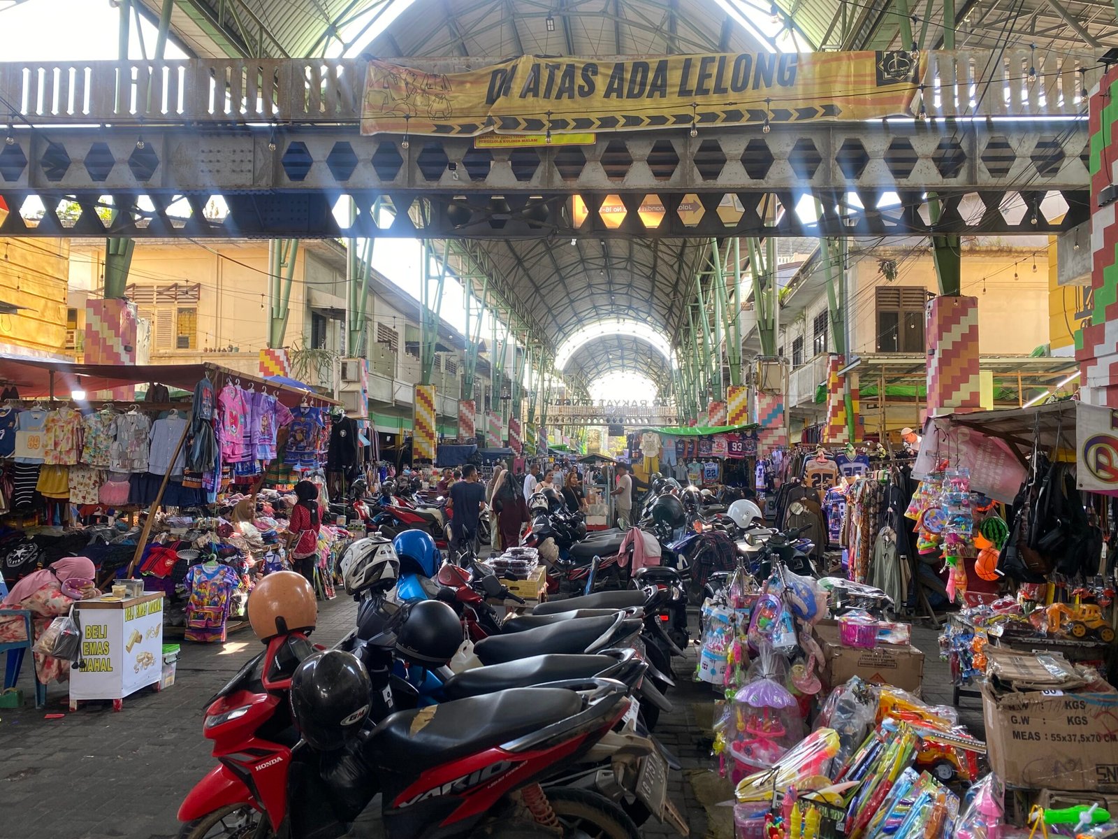 Pasar Tengah Pontianak. Foto: Yulia Ramadhiyanti/klikwartaku