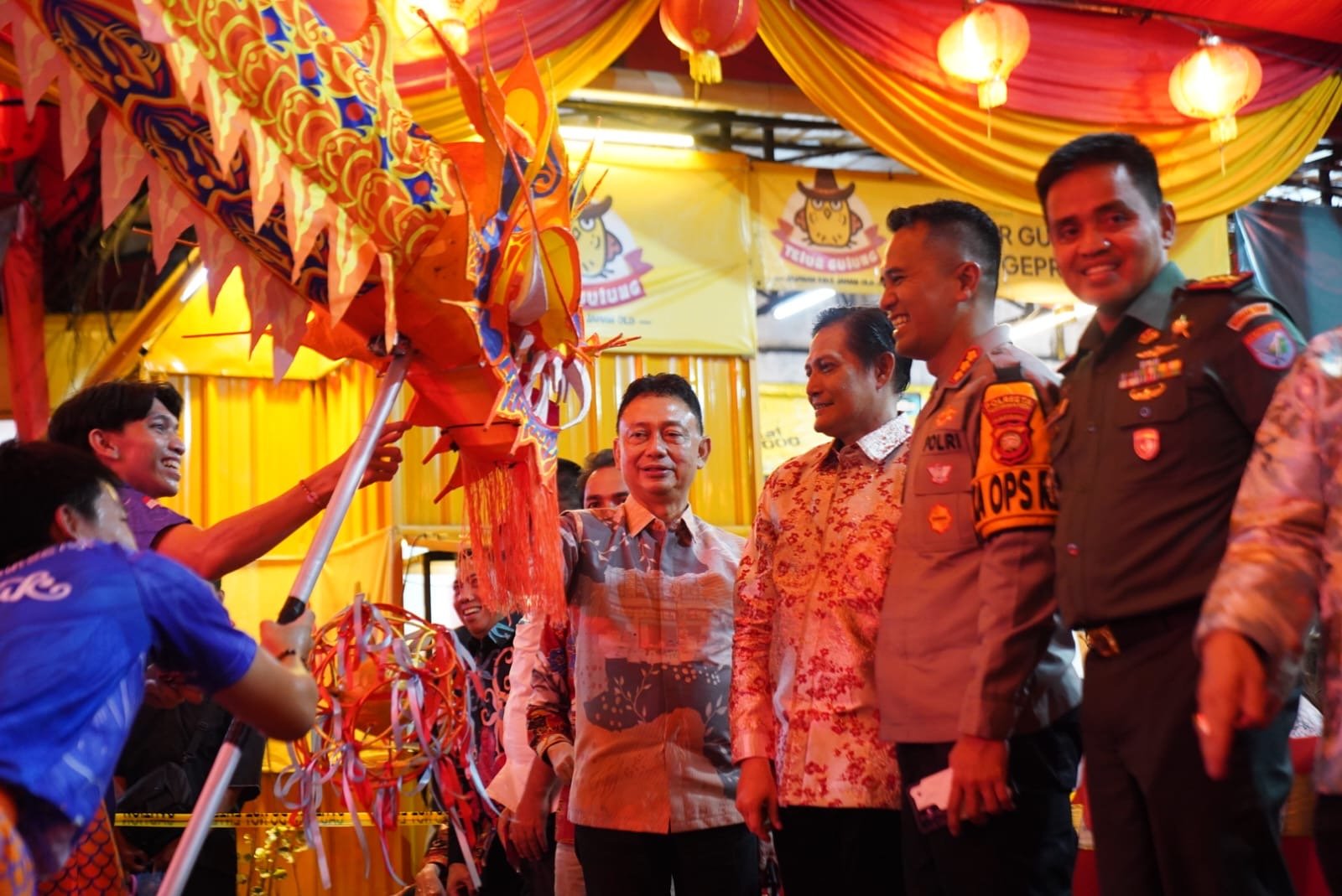 Atraksi Naga mewarnai Festival Cap Go Meh 2577 pada Pekan Promosi dan Kuliner di Jalan Diponegoro. Foto: Prokopim Pemkot Pontianak