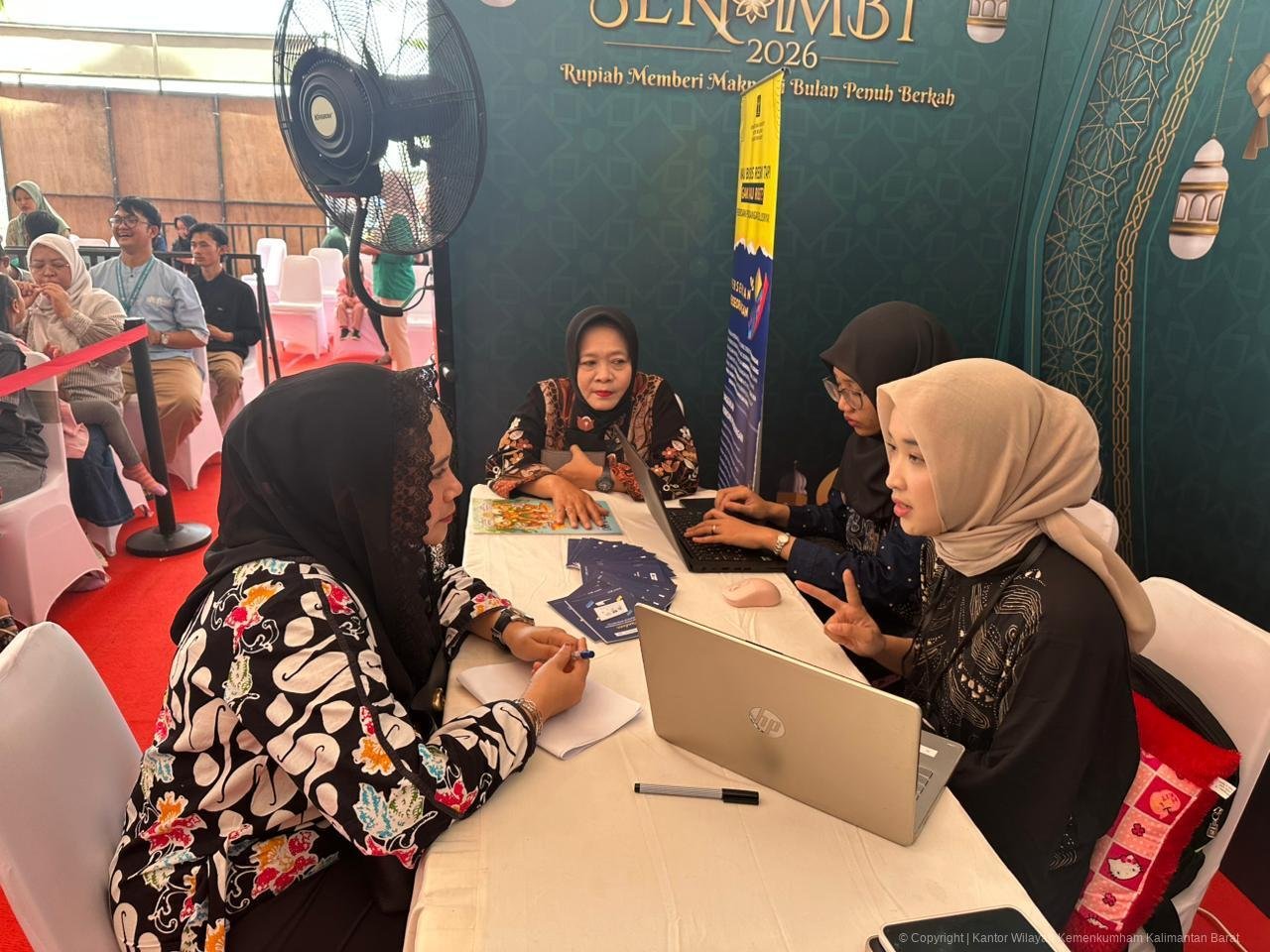Booth pelayanan KI dan AHU di Serambi 2026