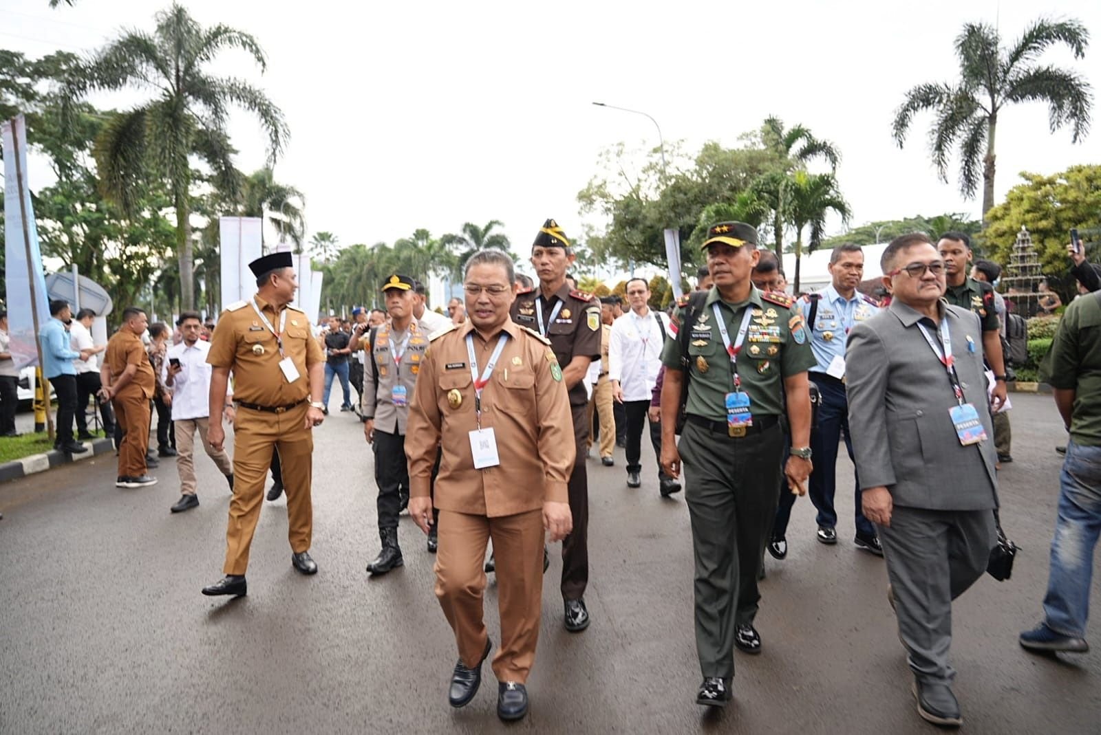 Ria Norsan hadir dalam Rapat Koordinasi Nasional (Rakornas) Pemerintah Pusat dan Daerah Tahun 2026 yang dihadiri Gubernur Kalimantan Barat, Ria Norsan, di Sentul International Convention Center (SICC), Bogor, Jawa Barat, Senin (2/2/2026).