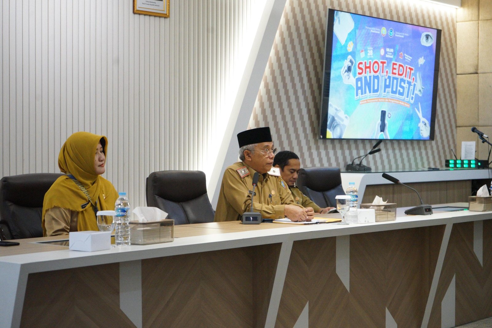 Sekretaris Daerah Kota Pontianak Amirullah membuka kegiatan bimtek pengelolaan konten dan media sosial di lingkup Pemkot Pontianak. Foto: Dok. Prokopim Pemkot Pontianak