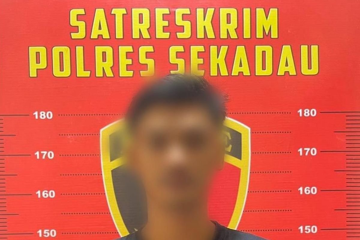 Pelaku penggelapan uang paket COD di Sekadau. Foto: Dok. Humas Polres Sekadau