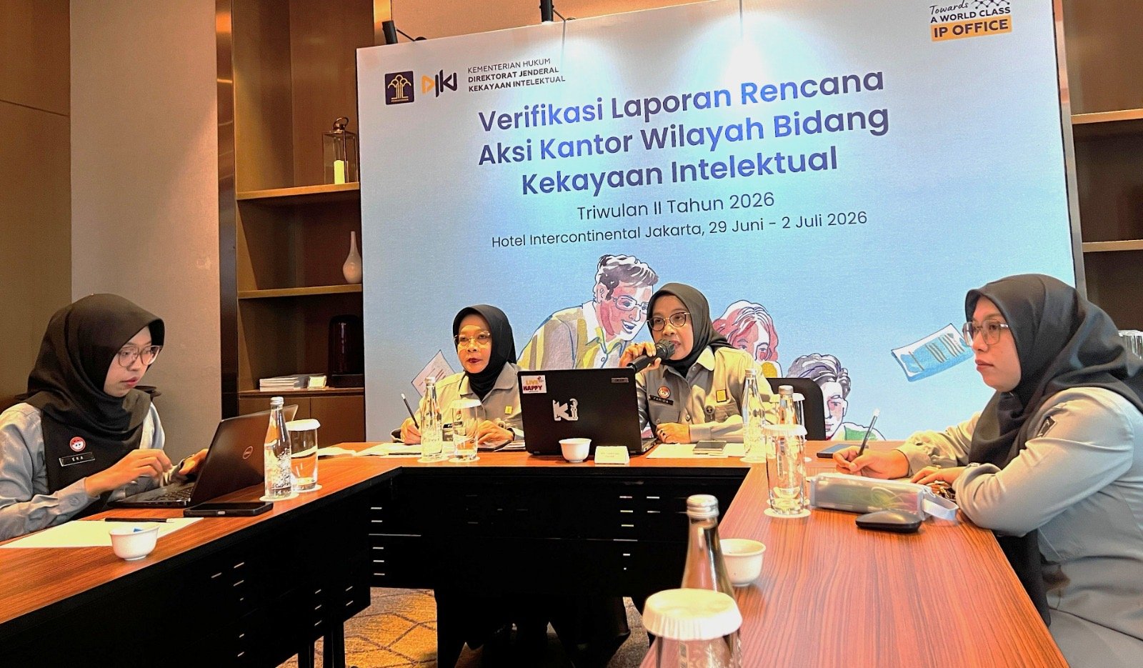 Kemenkum Kalbar saat koordinasi dengan DJKI