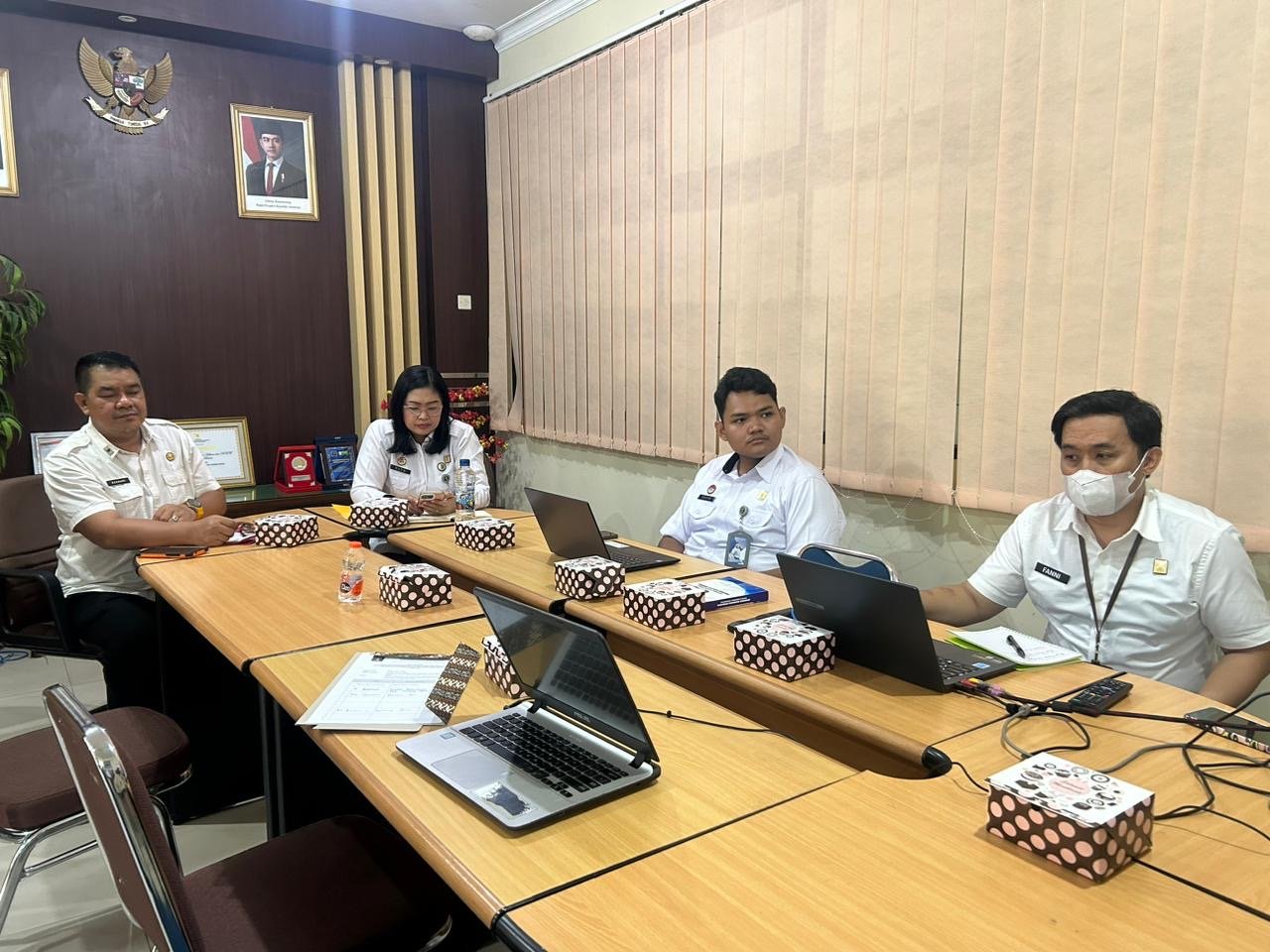 Pemkab Kauong Utara saat koordinasi dengan Kemenkum Kalbar