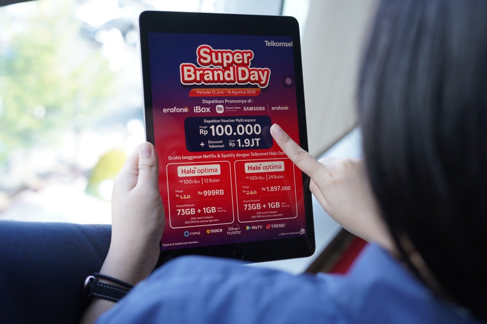 Diskon hingga hiburan digital manjakan pelanggan Telkomsel di Indonesia Timur
