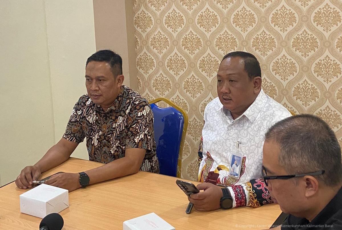 Kemenkum Kalbar saat lakukan rapat koordinasi