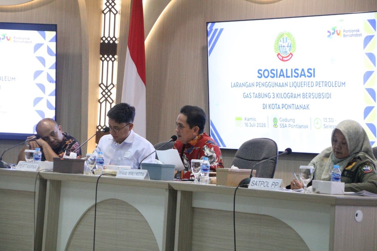 Wakil Wali Kota Pontianak Bahasan membuka sosialisasi Surat Edaran Wali Kota Pontianak Nomor 25 Tahun 2026 tentang larangan pengunaan LPG Tabung 3kg Bersubsidi.