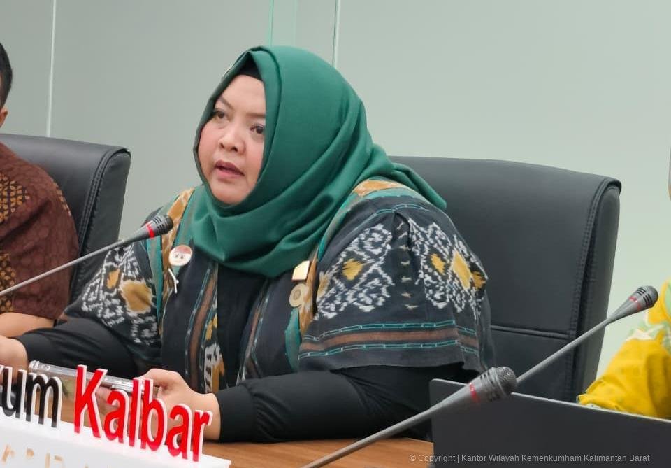 Plh. Kakanwil Kemenkum Kalbar, Dini Nursilawati