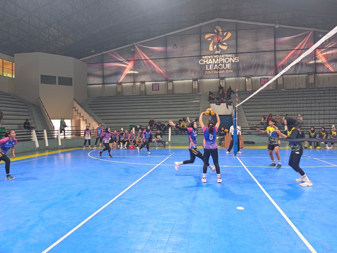 Pertandingan semi-final Kategori U17 Putri Nomen Nescio vs Rajawali. Foto: Dok. Istimewa