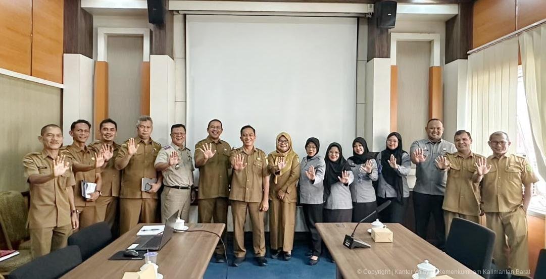 Kemenkum Kalbar saat koordinasi dengan Pemkab Sambas