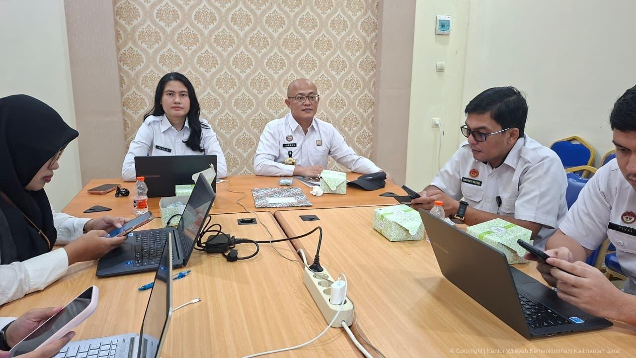 Kemenkum Kalbar saat koordinasi dengan Pemkab Sanggau